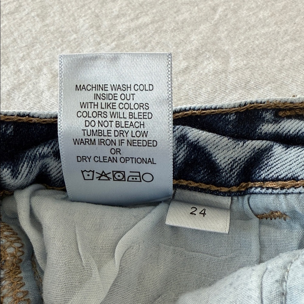 Vervet Los Angeles Womens size 24 Distressed High-Rise Crop Flare Jeans AcidWash - Picture 7 of 16